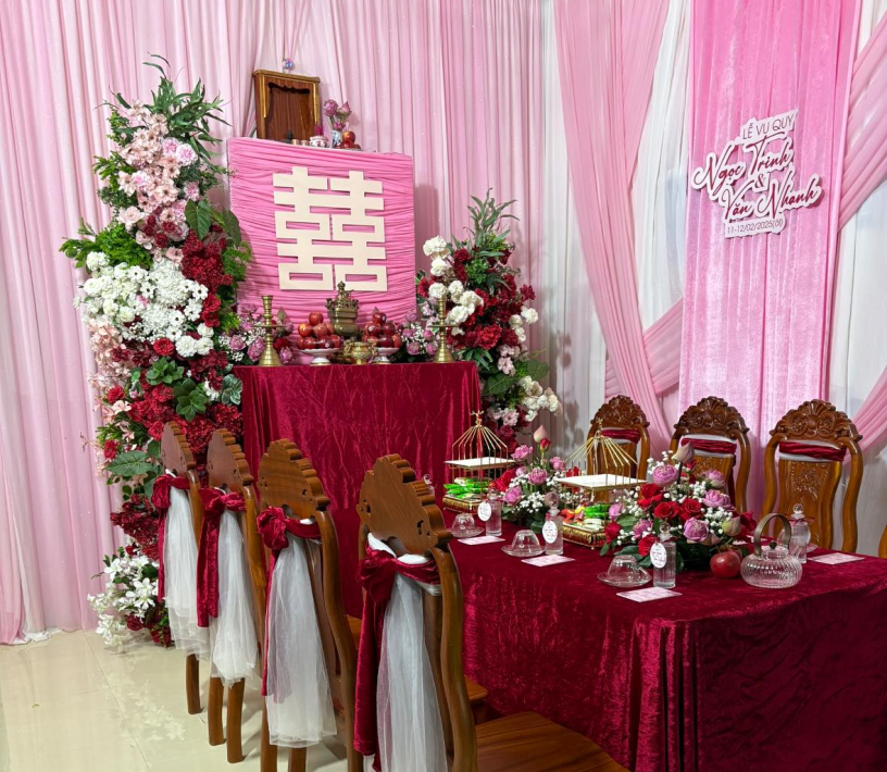 GIA TIÊN TONE HỒNG ĐỎ
