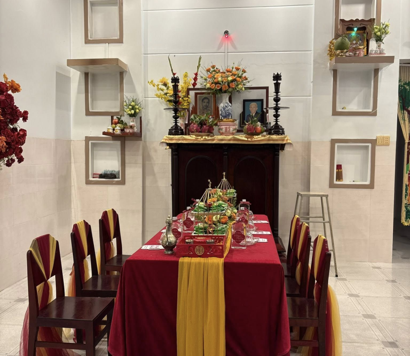 Trang trí gia tiên đẹp nhất Ba Tri
