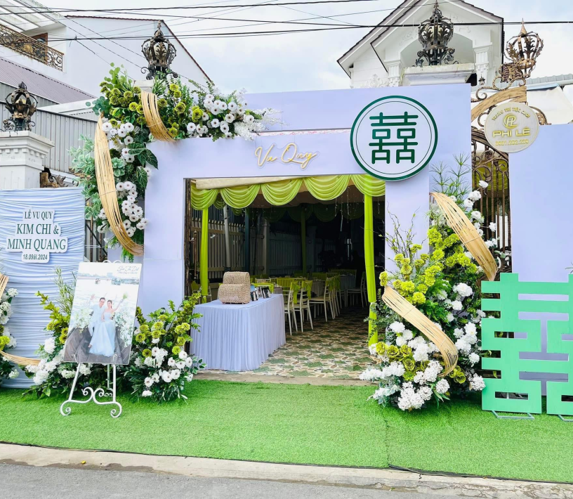MẪU CỔNG CƯỚI TRẮNG XANH