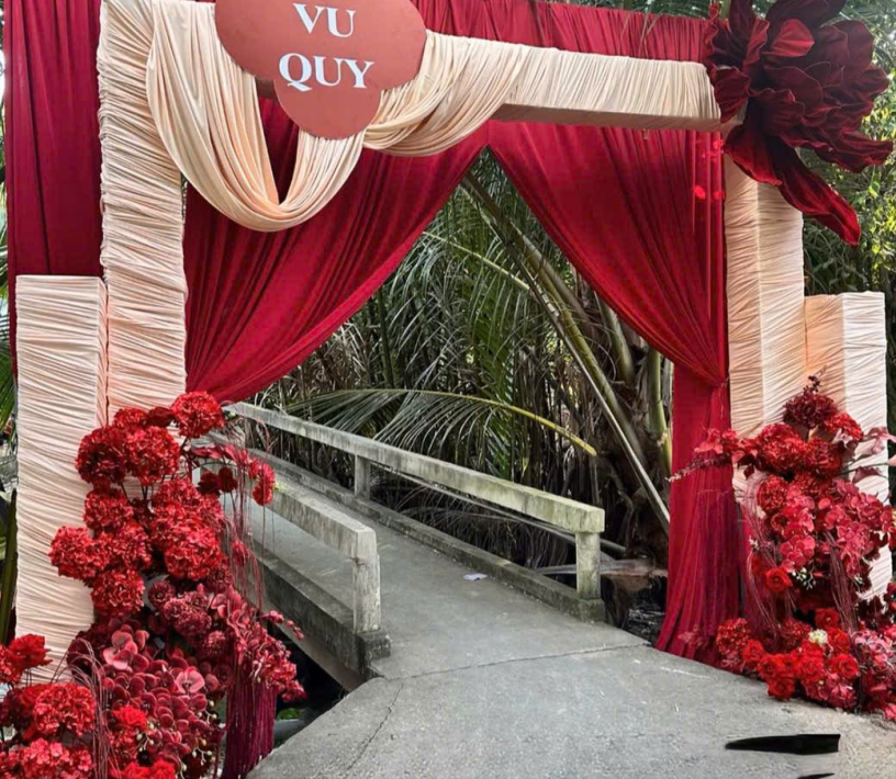 TRANG TRÍ CỔNG HOA VU QUY