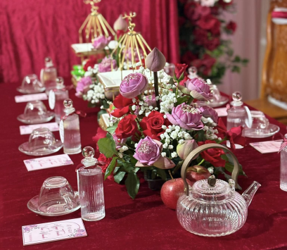 GIA TIÊN TONE HỒNG ĐỎ