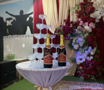 TRÓN GÓI CƯỚI TONE ĐỎ - TRANG TRÍ CƯỚI ĐẸP BA TRI