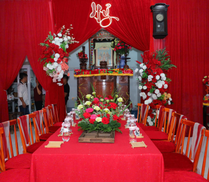 TRANG TRÍ GIA TIÊN TONE ĐỎ TRUYỀN THỐNG