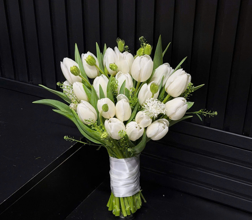 HOA CƯỚI BA TRI - HOA TULIP TRẮNG