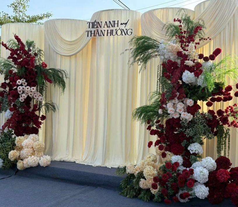Thiết kế backdrop cưới đẹp