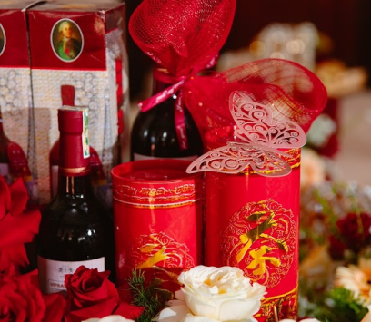 MÂM QUẢ  CƯỚI ĐẸP