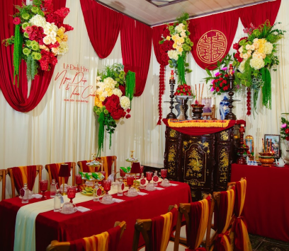 GIA TIÊN TONE ĐỎ SANG TRỌNG